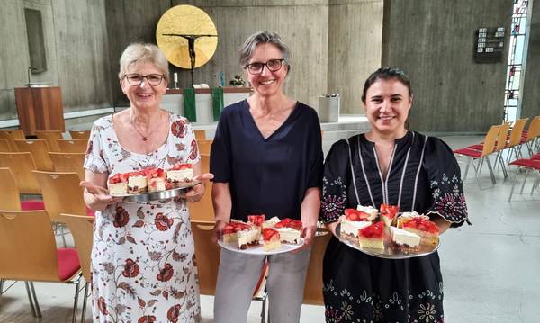 Das Organisationsteam von freitags um 4 - Renate Platz Barbara Schulte und Ani Kerezova